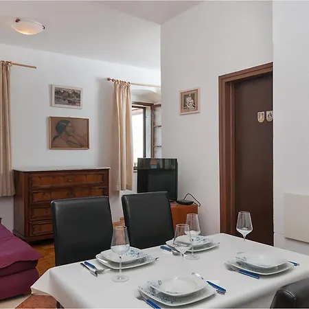 Beautiful In With Kitchen